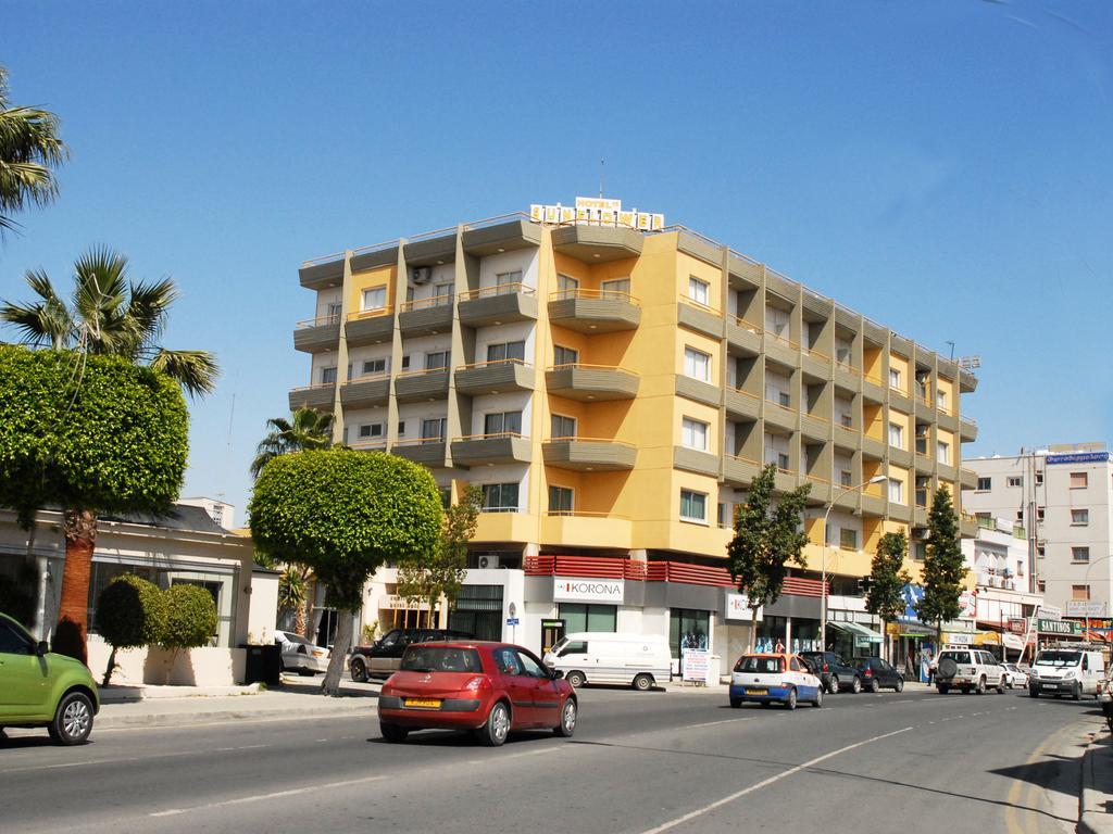 Sunflower Hotel Apartments 라르나카 외부 사진