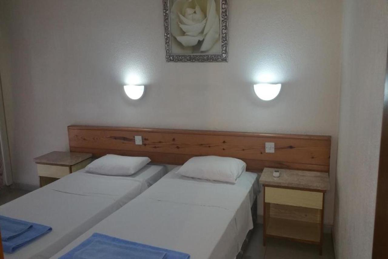 Sunflower Hotel Apartments 라르나카 외부 사진