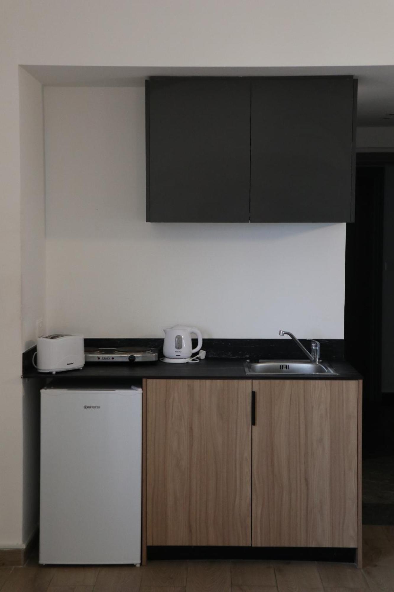 Sunflower Hotel Apartments 라르나카 외부 사진
