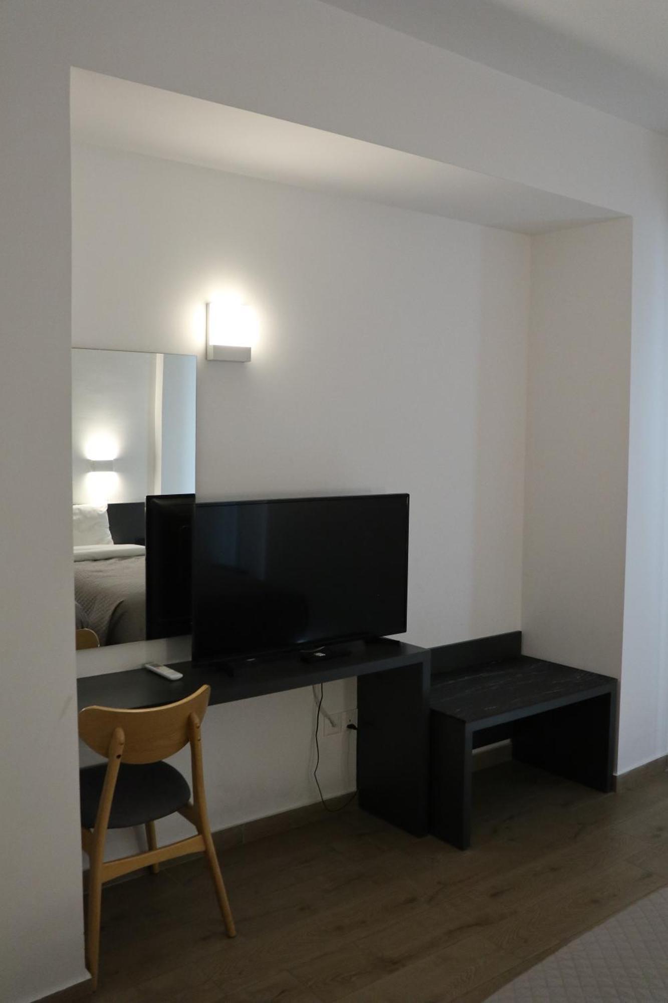 Sunflower Hotel Apartments 라르나카 외부 사진
