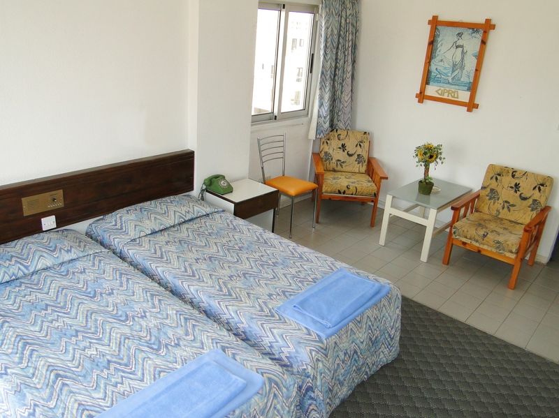 Sunflower Hotel Apartments 라르나카 외부 사진