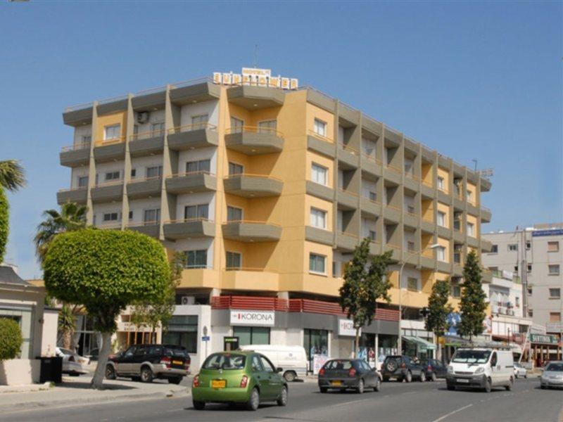 Sunflower Hotel Apartments 라르나카 외부 사진