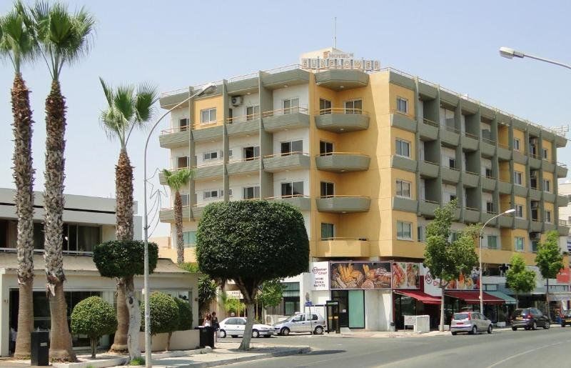 Sunflower Hotel Apartments 라르나카 외부 사진